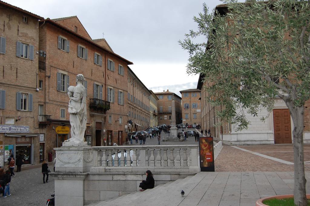 Guest House Domus Urbino Eksteriør billede